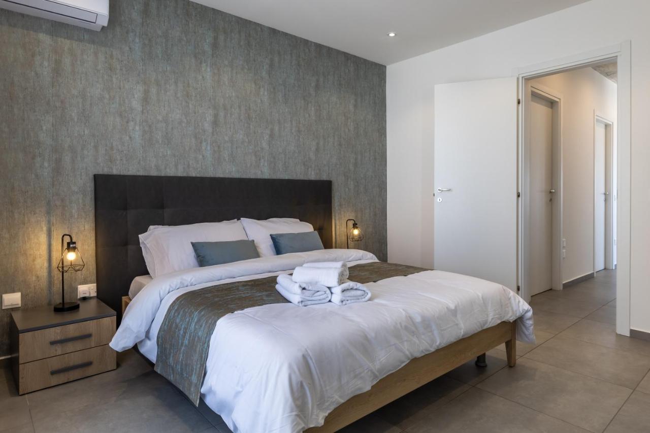 Seaside Luxury In Pembroke St Julians Apartment ภายนอก รูปภาพ